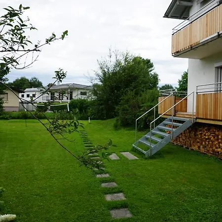 Erdgeschoss Mit 3 Schlafzimmer In Ruhiger Gegend * Mader