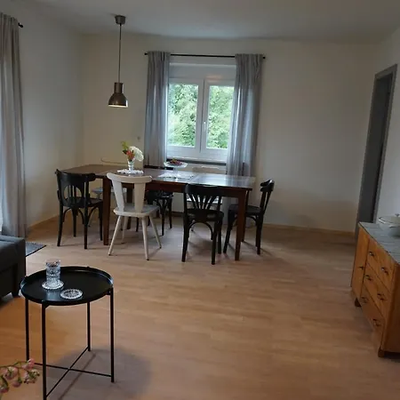 Erdgeschoss Mit 3 Schlafzimmer In Ruhiger Gegend * Mader